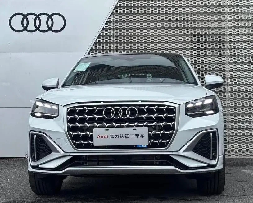 Audi Q2L 35TFSI Fashion Dynamic Trim - exterior