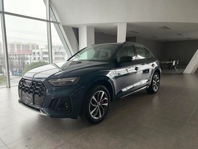 Audi Q5L 40TFSI Fashion Dynamic