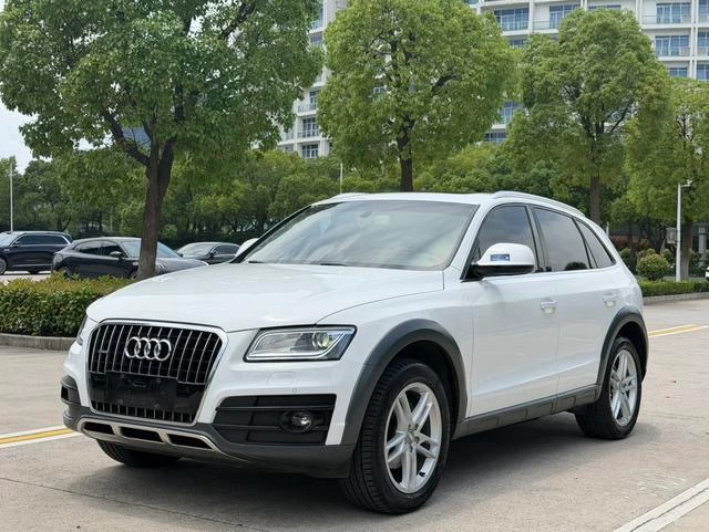 Audi Q5  40 TFSI 