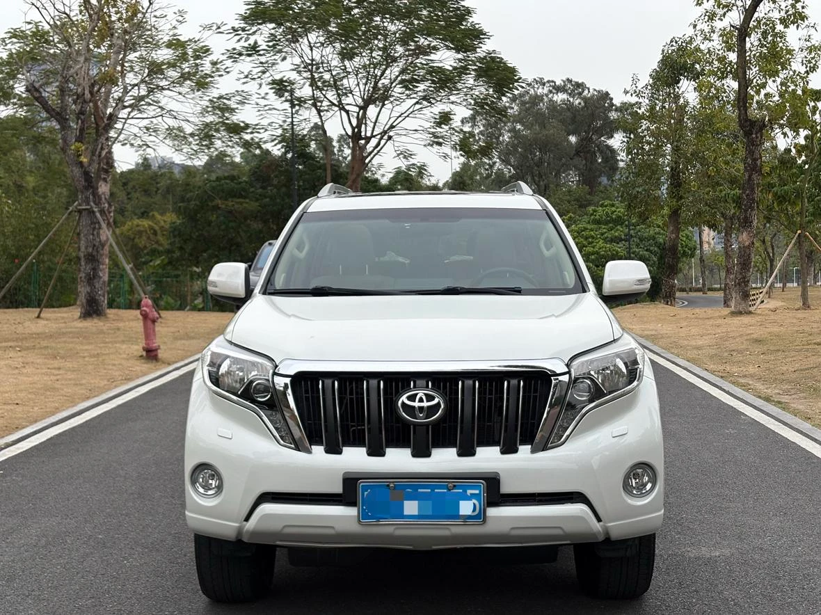 Toyota Prado - exterior