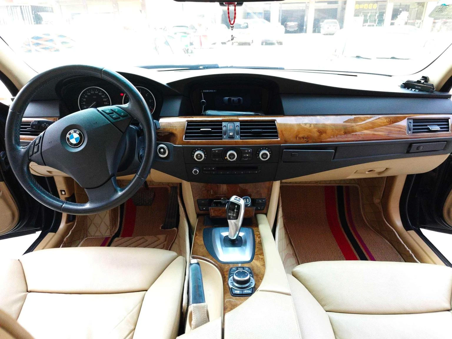 BMW 5 Series  530Li  - interior