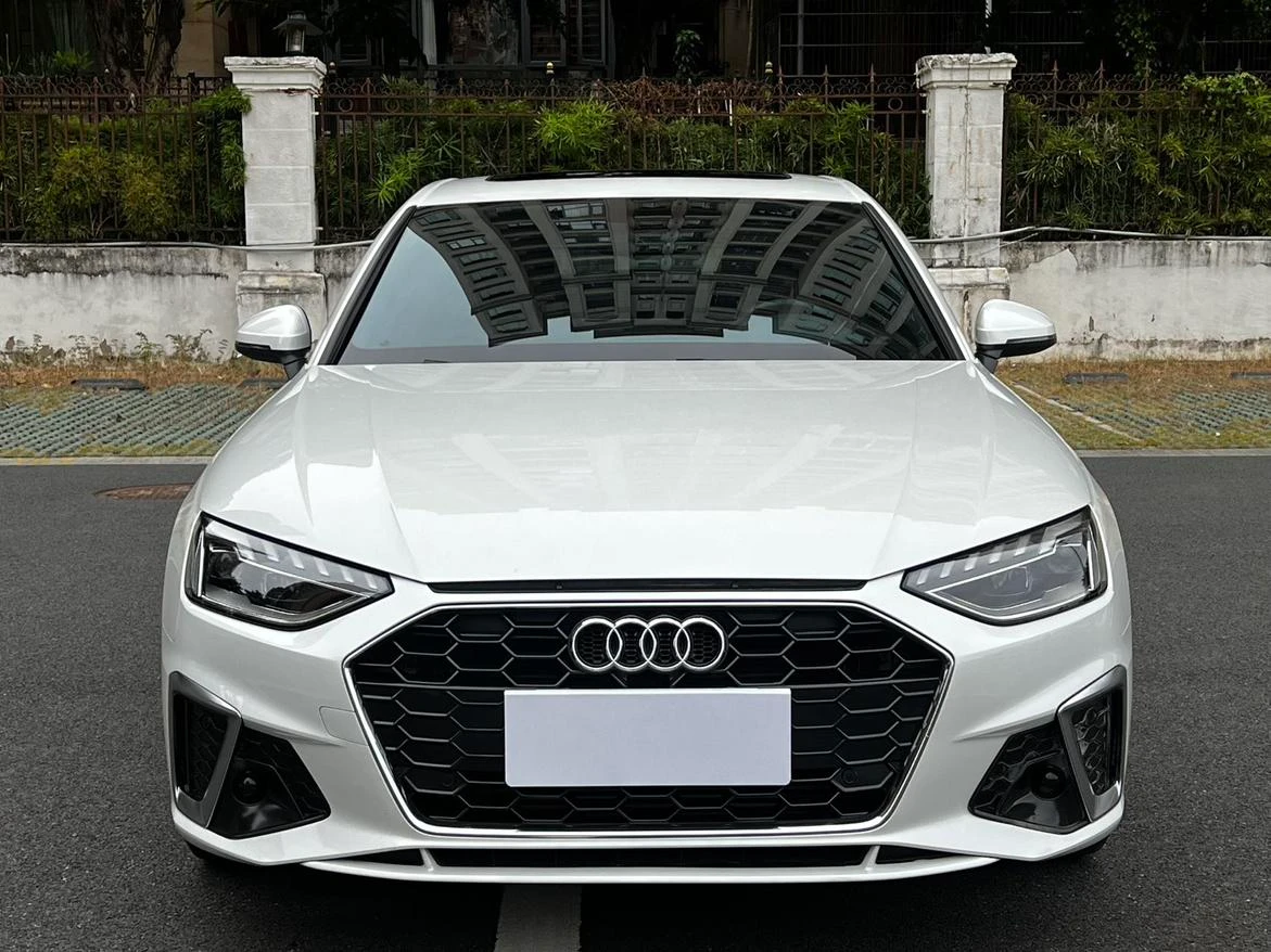 Audi A4L 40 TFSI (Luxury Dynamic Trim) - exterior