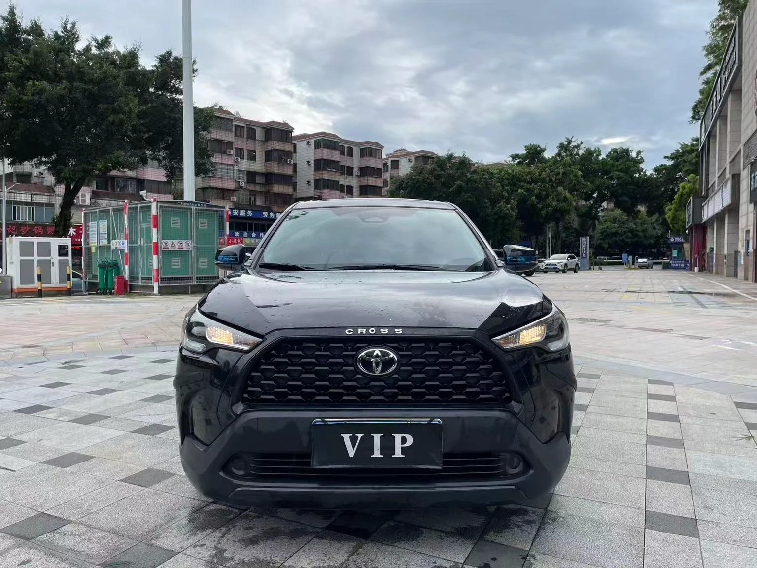 Toyota Corolla Cross 2.0L Luxury Edition - exterior