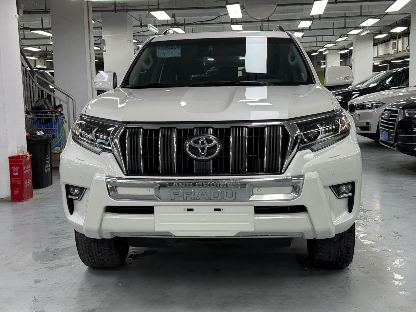 Toyota Prado - exterior