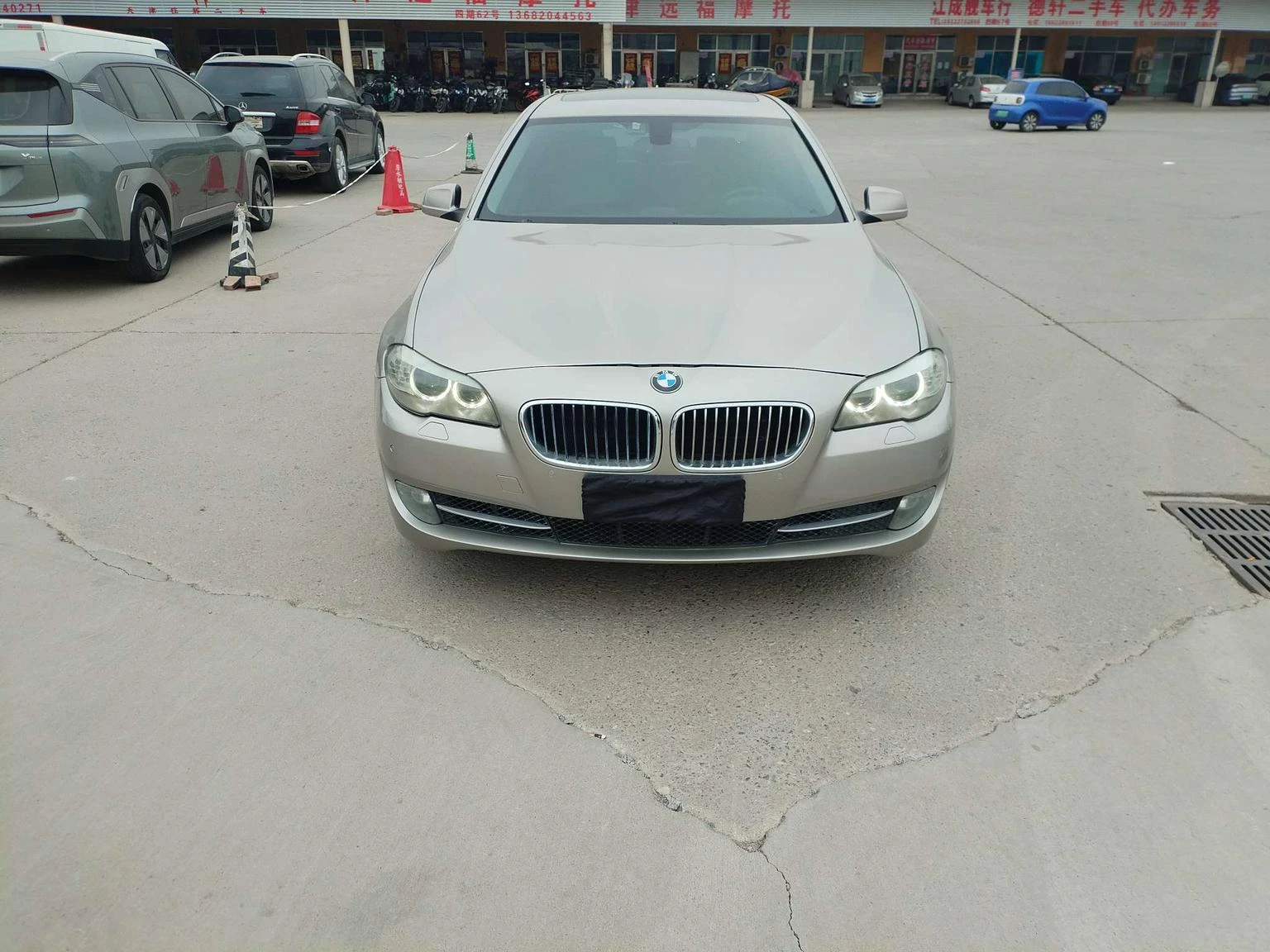 BMW 5 Series 525Li Leading Trim - exterior