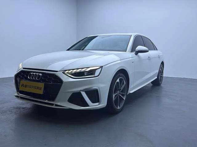 Audi A4L 40 TFSI Fashion Dynamic Trim