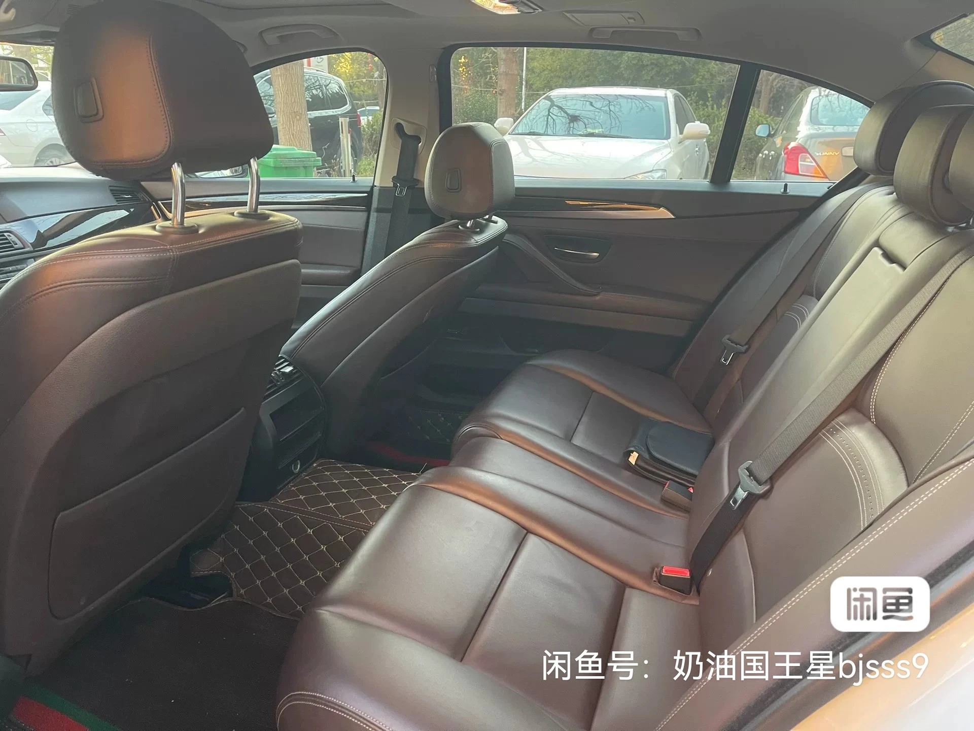 BMW 525Li - interior