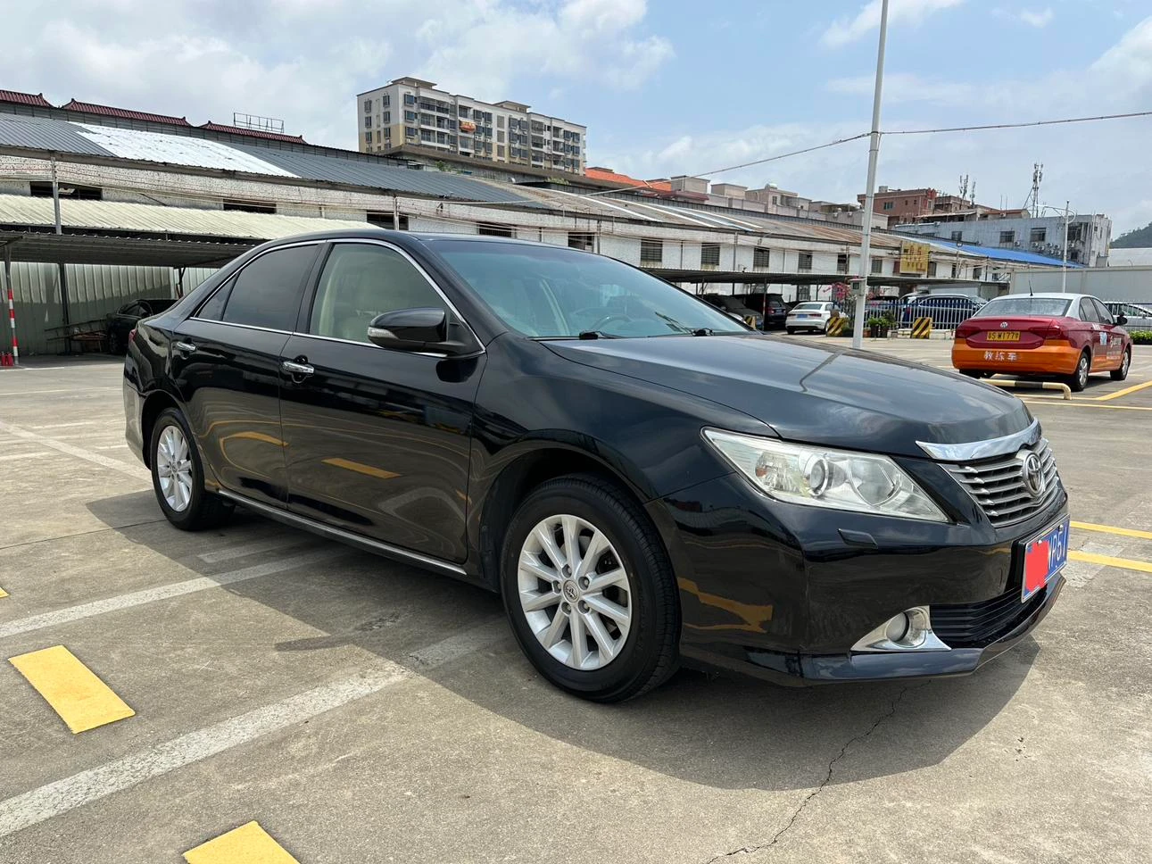 Toyota Camry - exterior