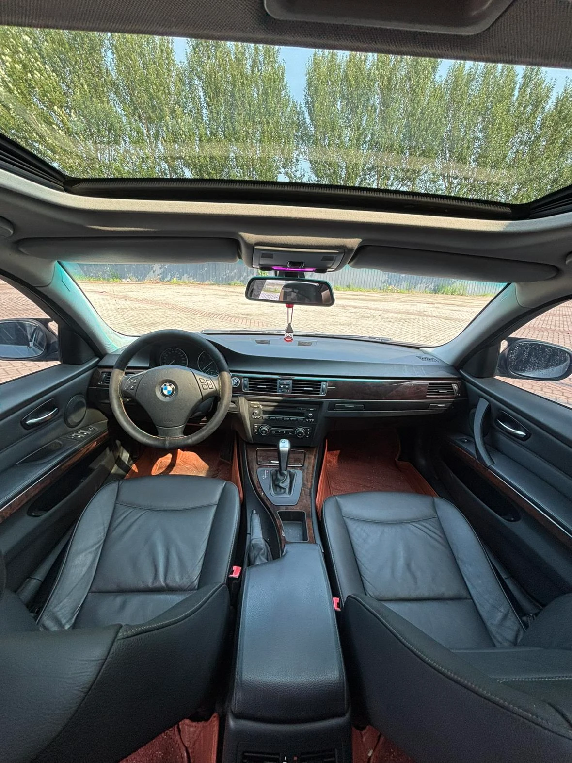 BMW 3 Series  325i  - interior