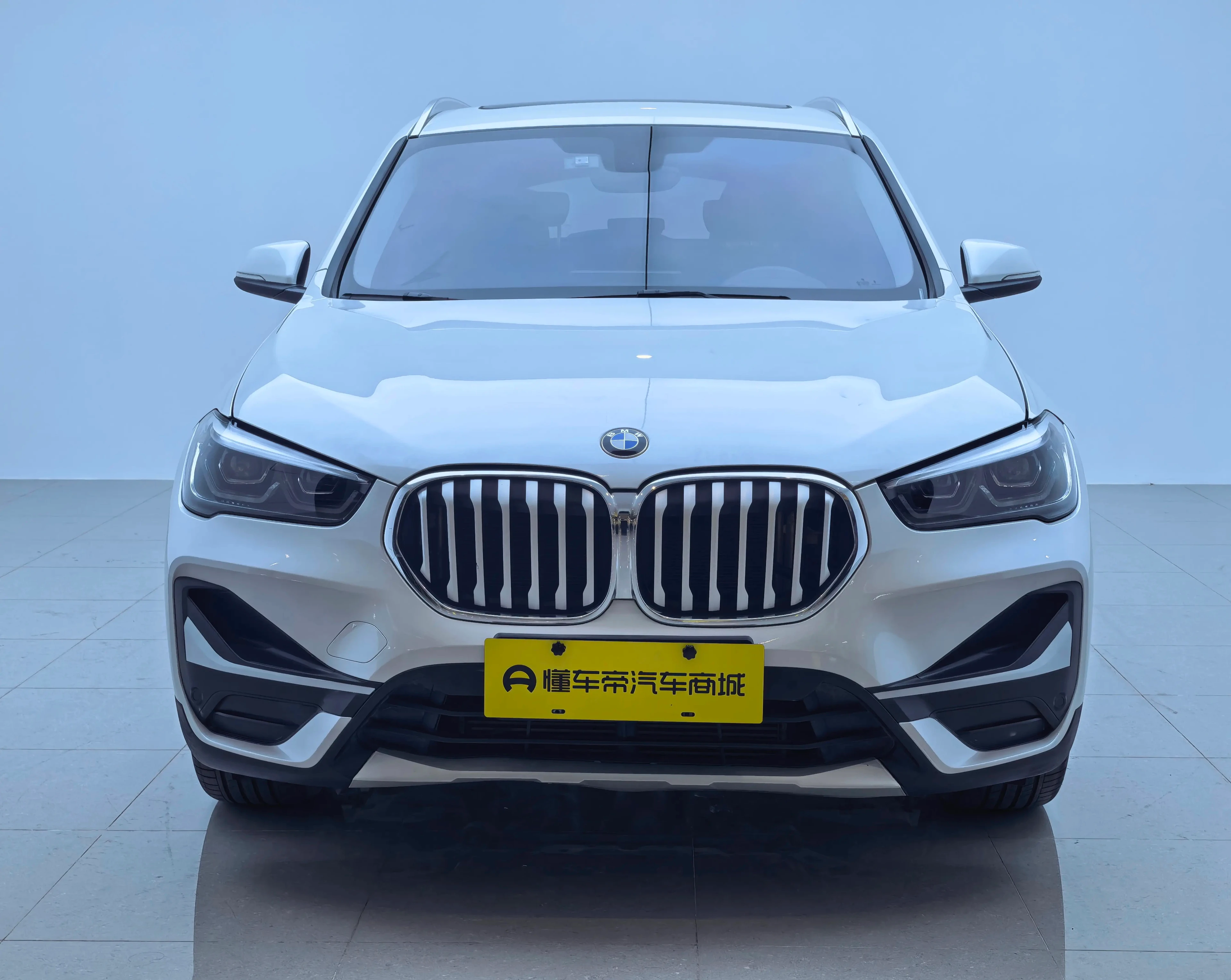 BMW X1 25Li Leading Edition - exterior