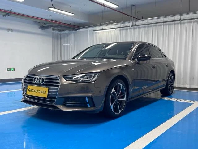 Audi A4L 45TFSI Sport