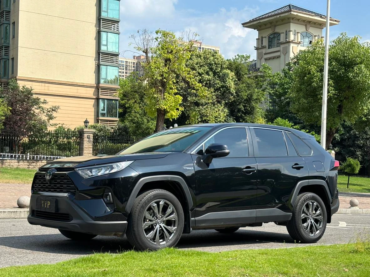 Toyota RAV4 Rongfang Intelligent Electric Hybrid 2.5L E-CVT 2WD Elite