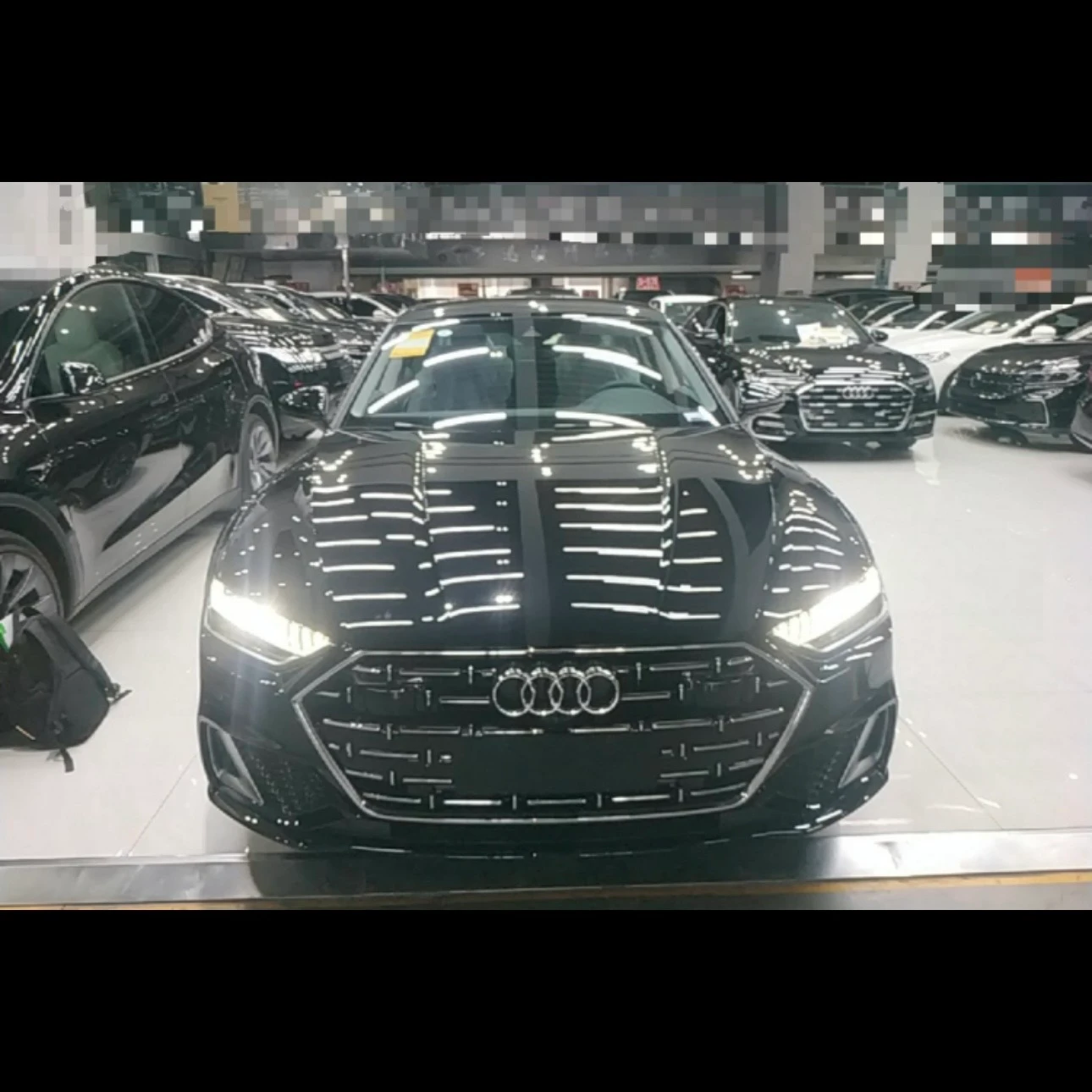 Audi A7L 45 TFSI Luxury  - exterior