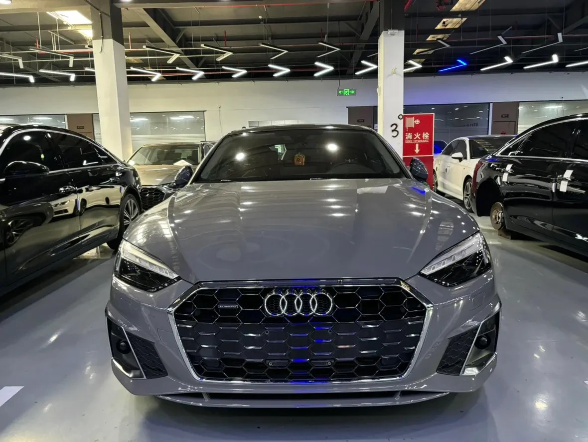 Audi A5 40 TFSI Luxury Dynamic Trim - exterior
