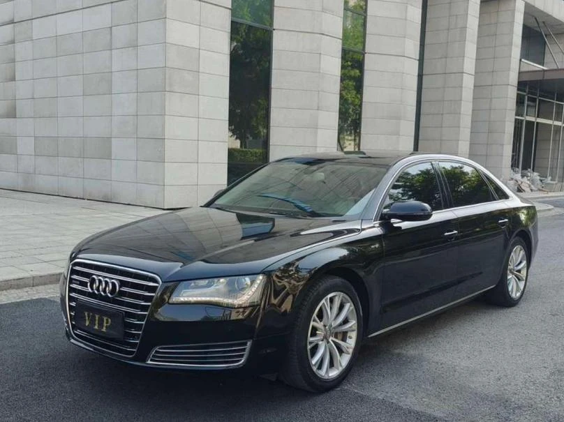 Audi A8 45 TFSI