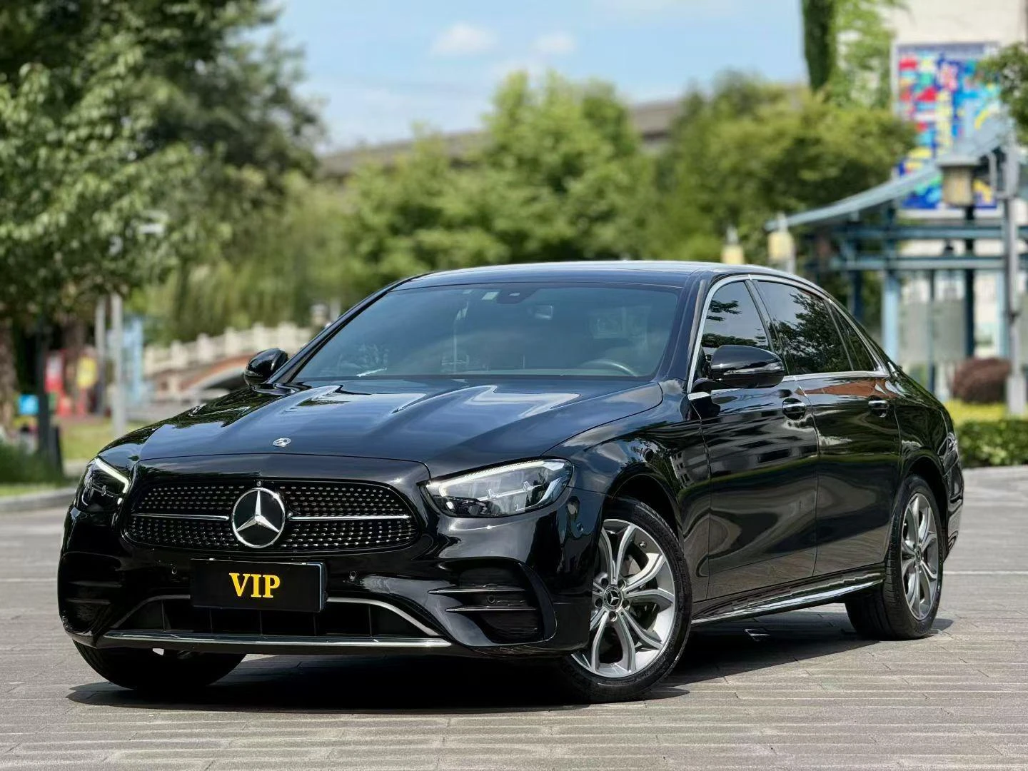 Mercedes-Benz E-Class E300 L
