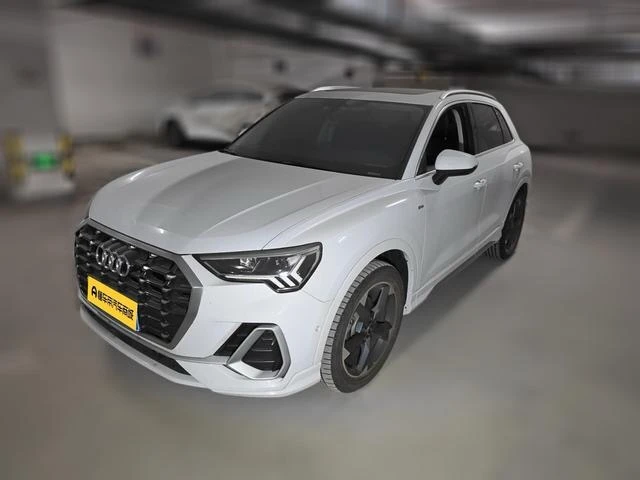 Audi Q3L 35 TFSI Fashion Dynamic Trim