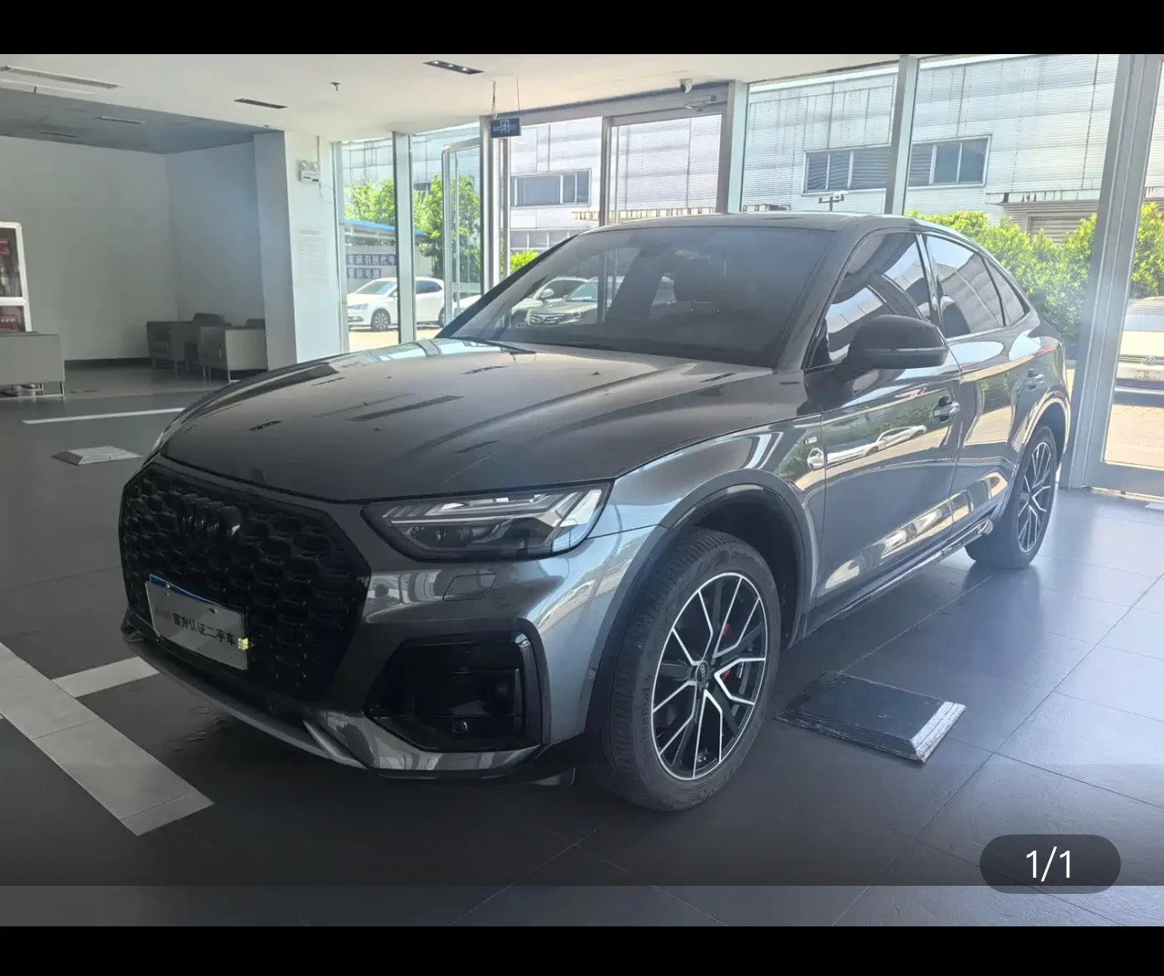 Audi Q5L Sportback 45 Luxury - exterior
