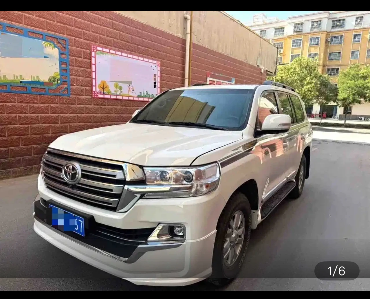 Toyota Land Cruiser 4.0L GXR