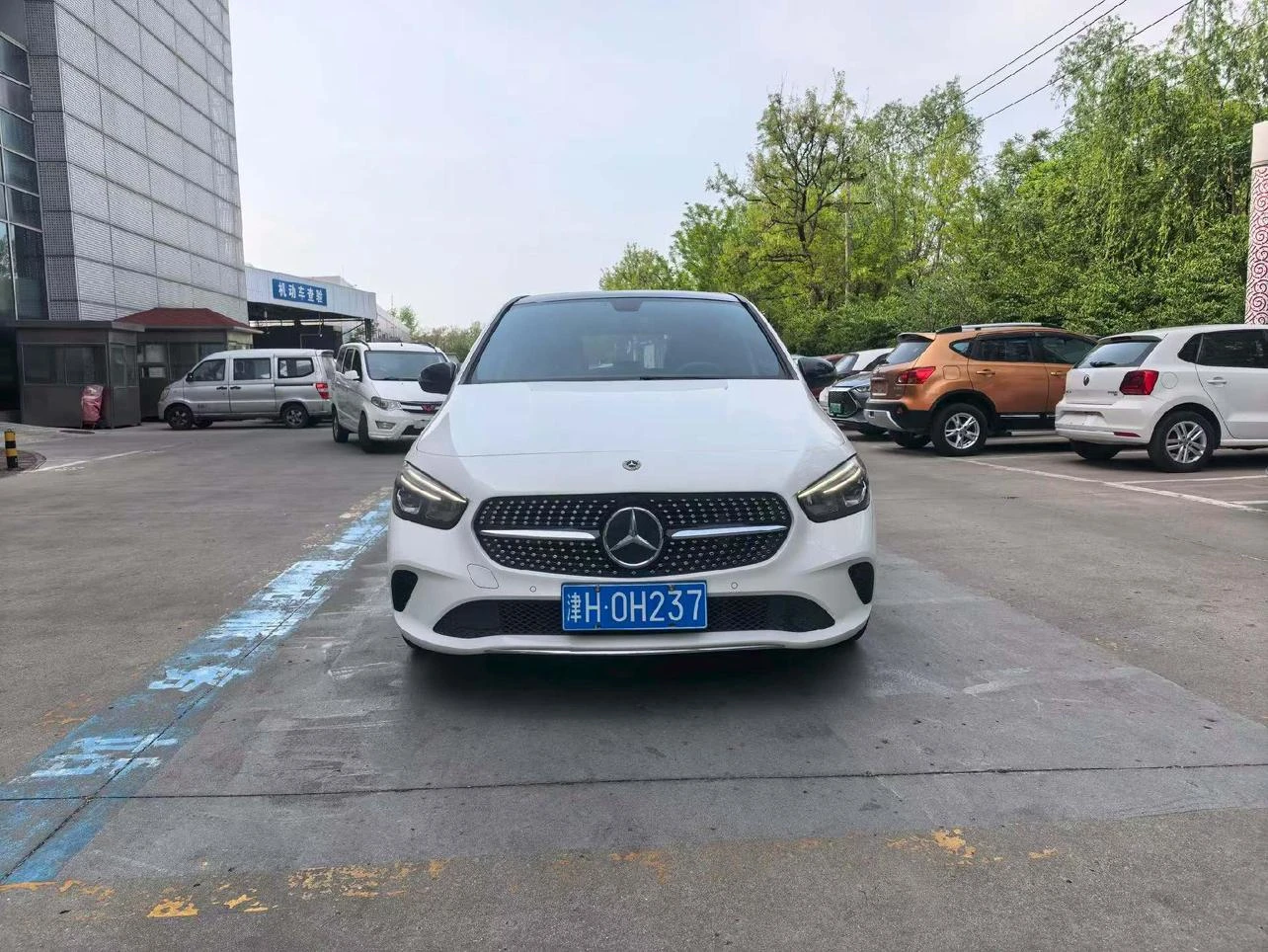 Mercedes-Benz B-Class 200 Fashion - exterior