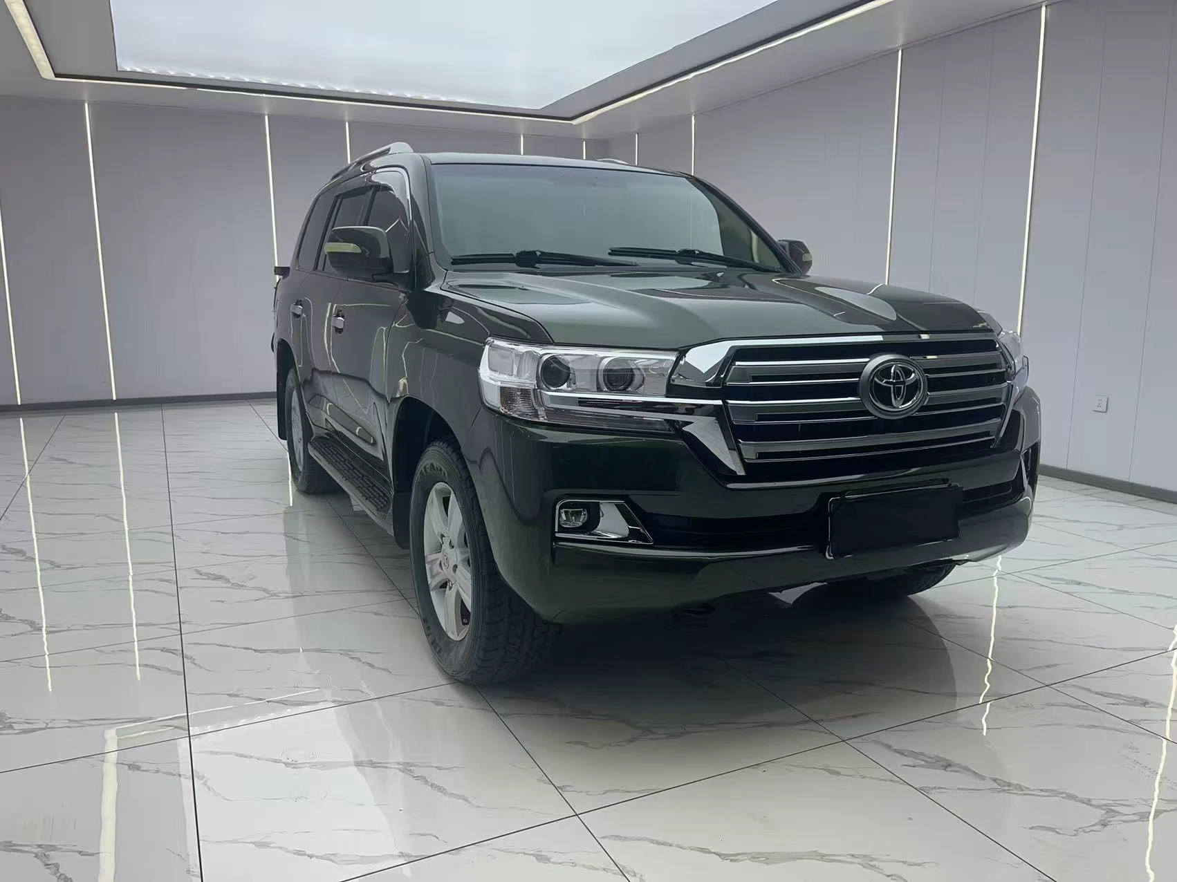 Toyota Land Cruiser 60th Anniversary Edition