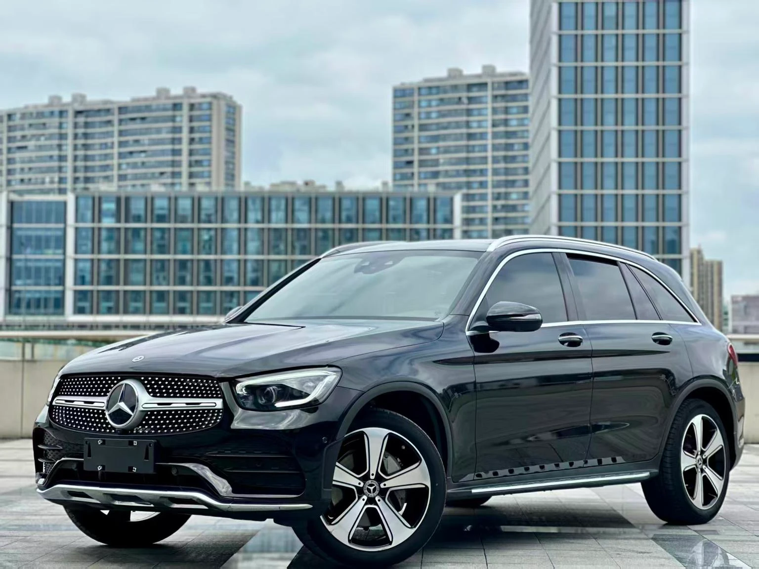 Mercedes-Benz GLC-Class 300 L 4MATIC