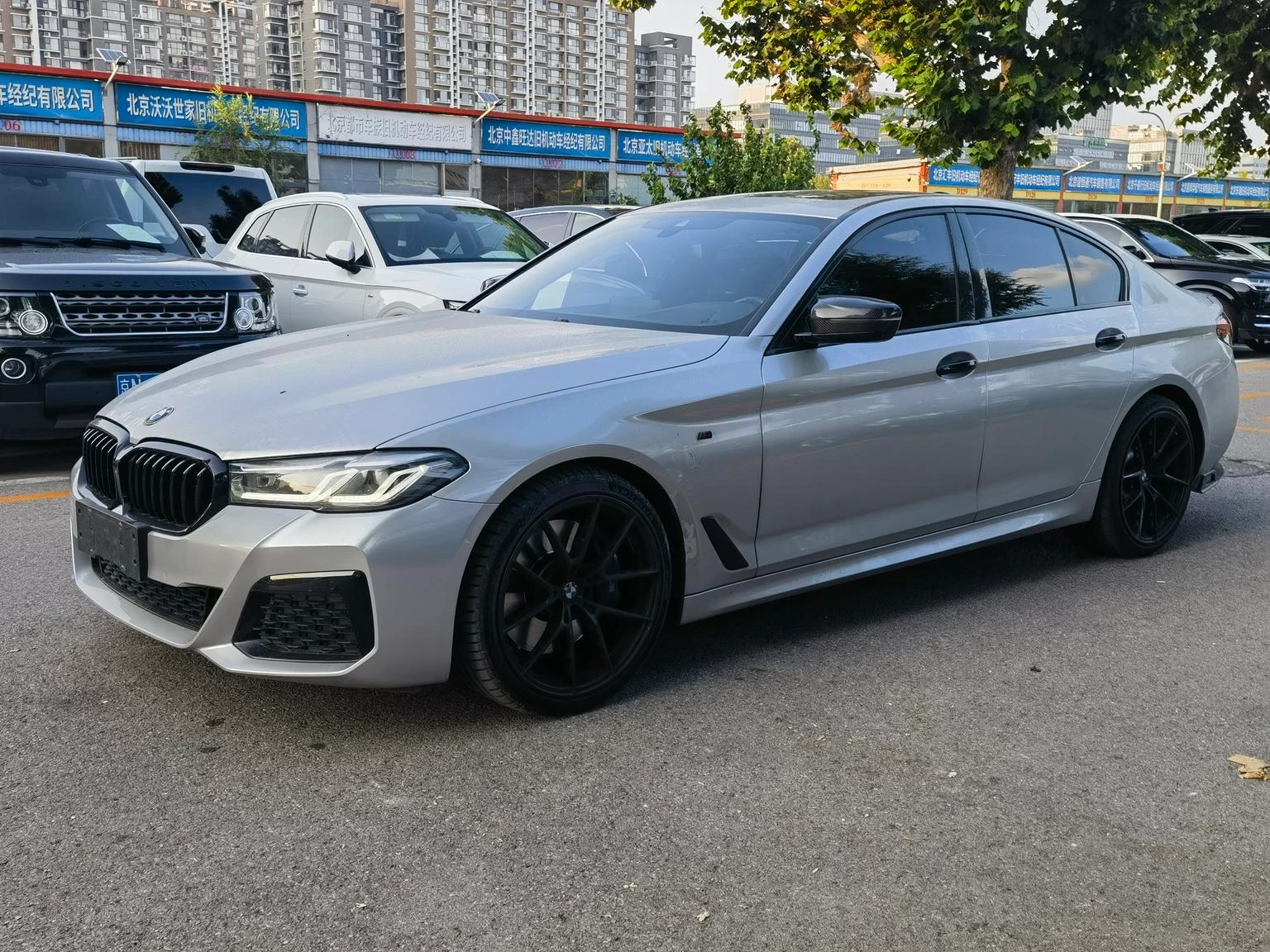 BMW 5 Series  540i Fashion Edition M Sport Package - exterior