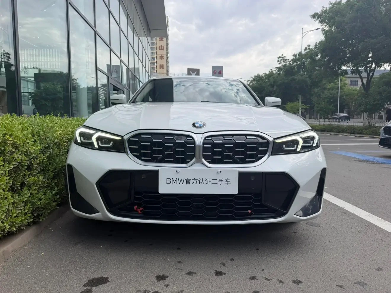 BMW 3 Series 325Li M Sport Package - exterior