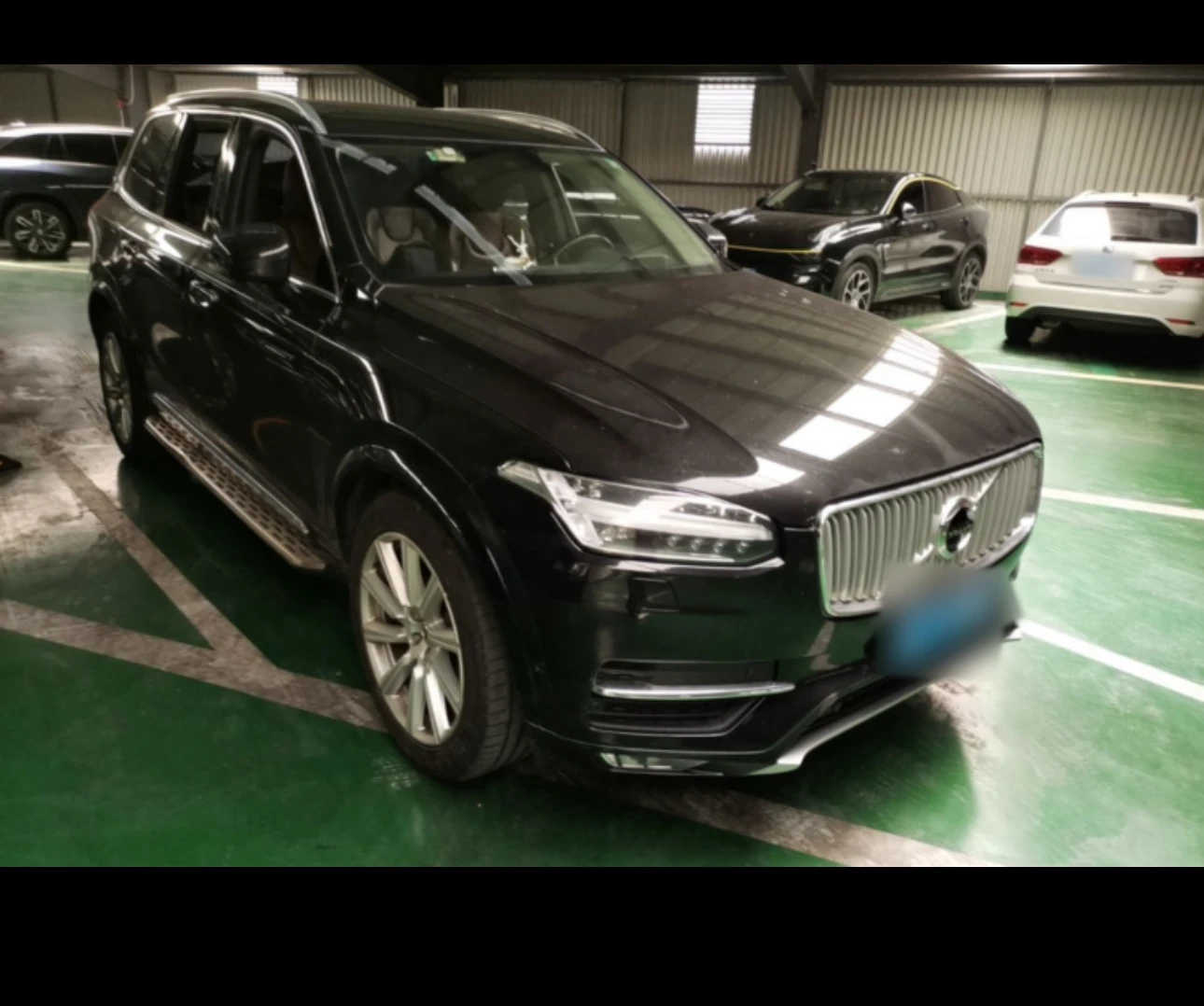 Volvo XC90 T6 AWD - exterior