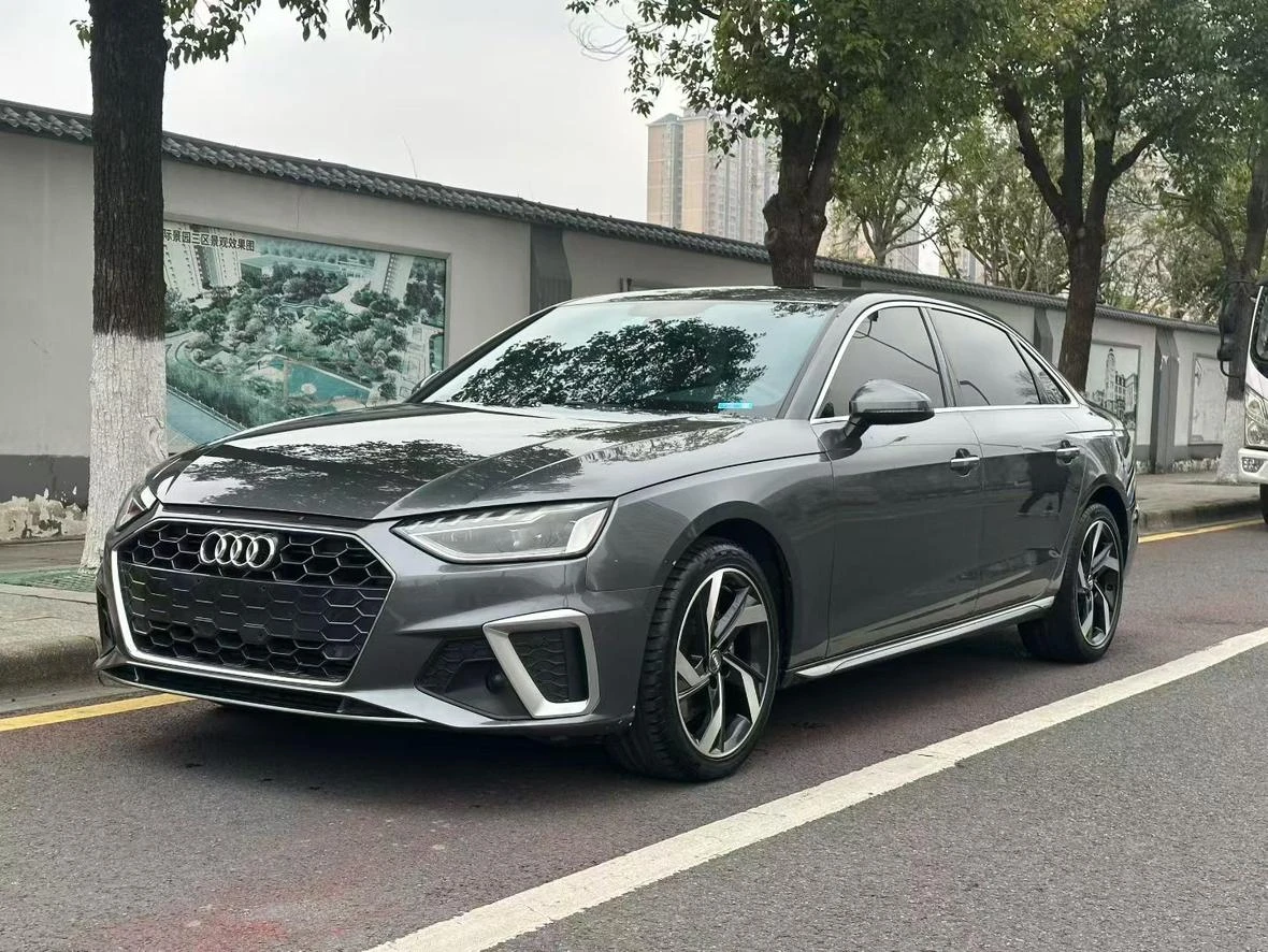 Audi A4L 40TFSI