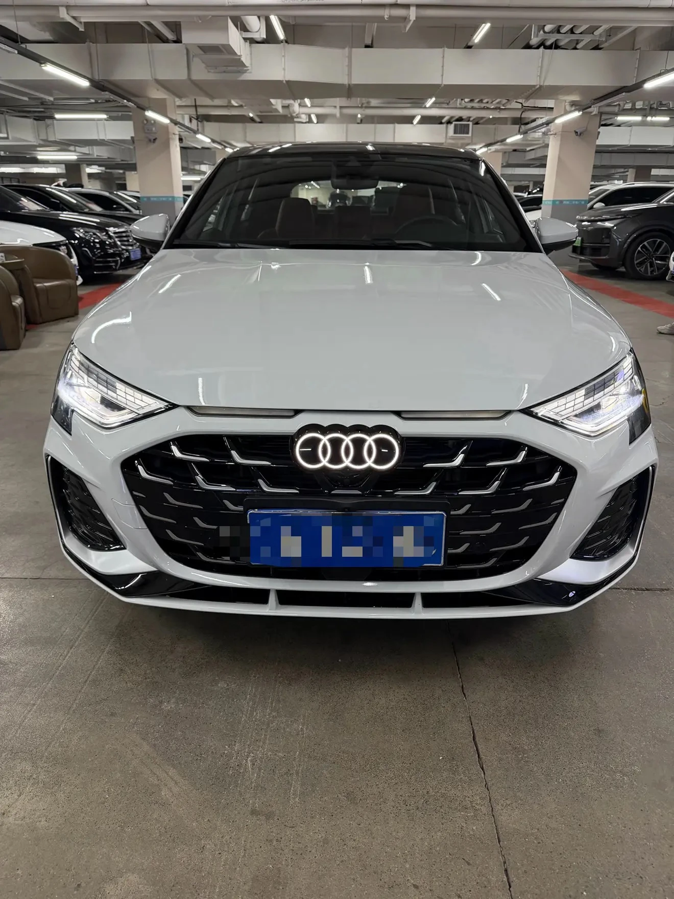 Audi A3 35 TFSI Speed Premium Edition - exterior