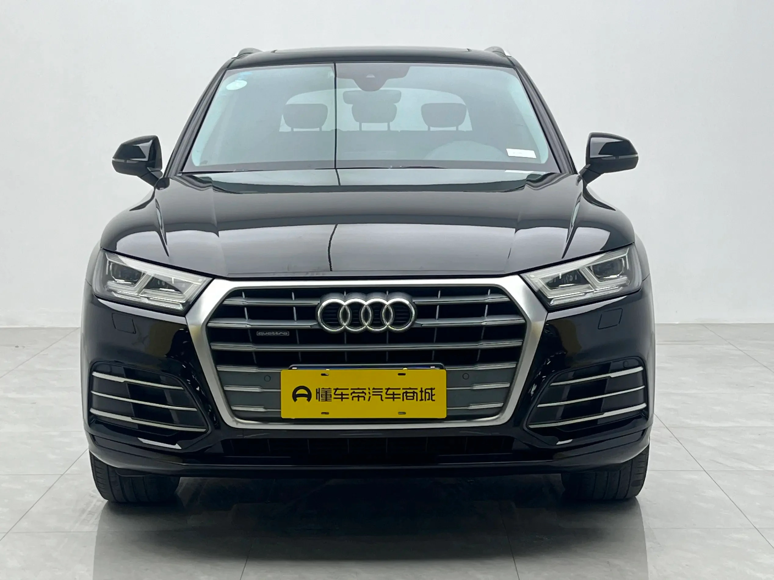 Audi Q5L 45TFSI Premium Fashion - exterior