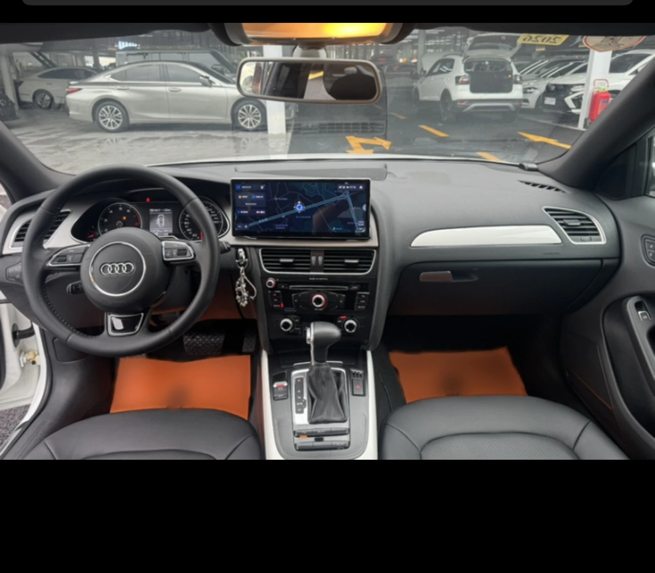 Audi A4L 45TFSI quattro Sport - interior