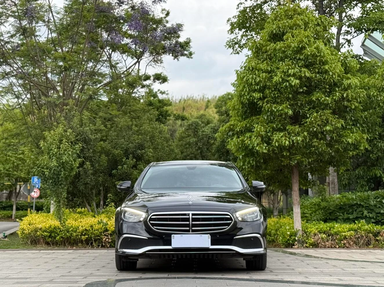 Mercedes-Benz E-Class E300 L Stylish Edition Sedan