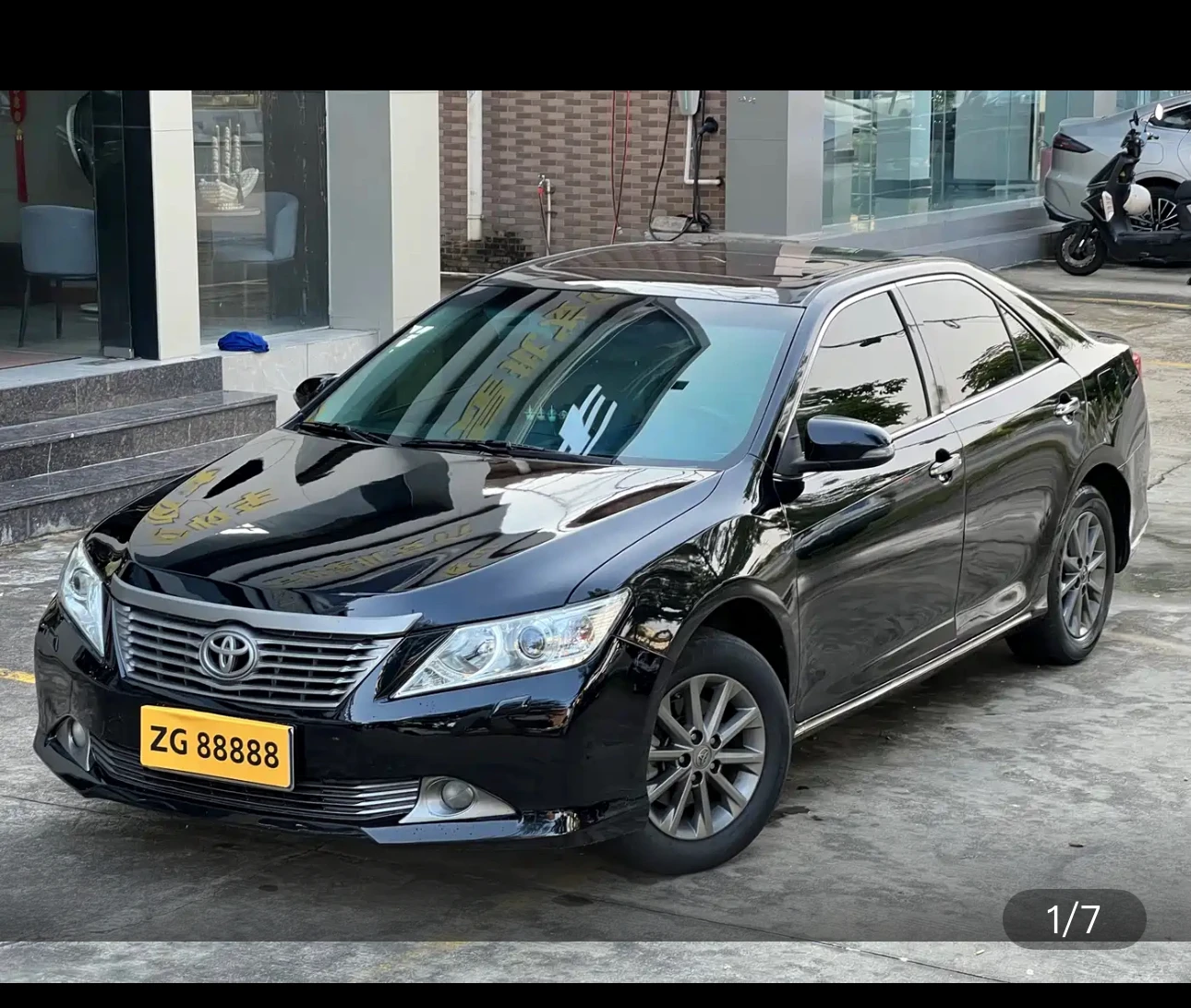 Toyota Camry 2.5G Deluxe pulled me