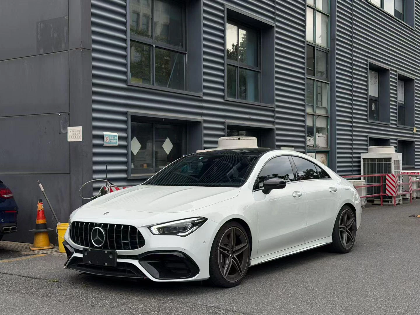 Mercedes-Benz CLA-Class CLA45 4MATIC AMG - exterior
