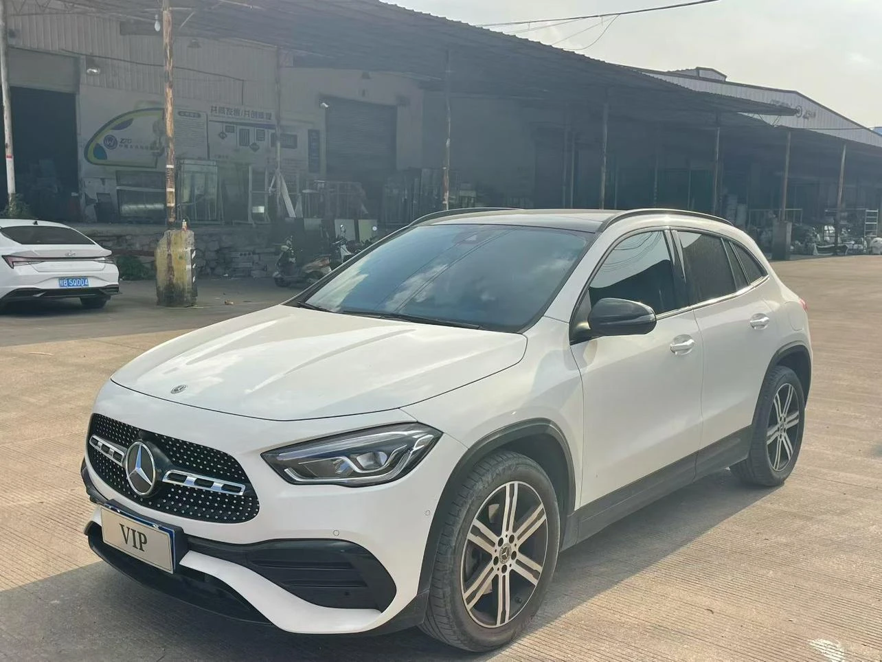 Mercedes-Benz GLA-Class GLA220 4MATIC