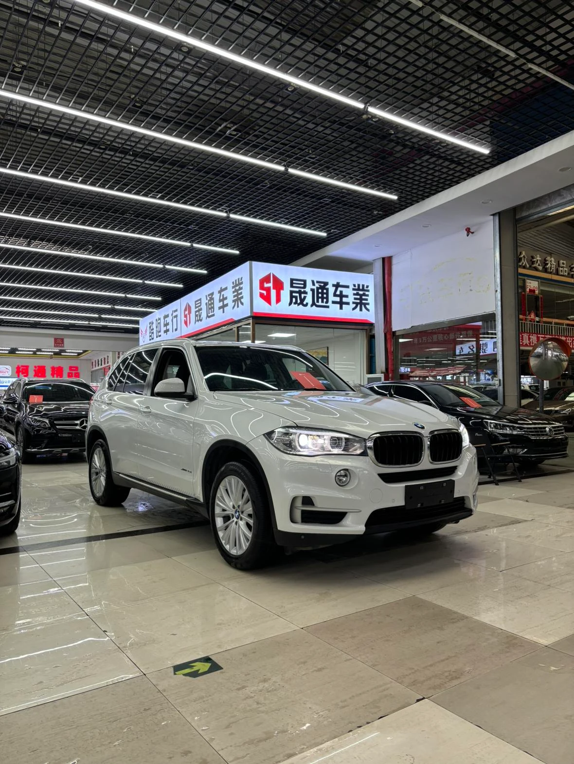 BMW X5  xDrive35i  - exterior