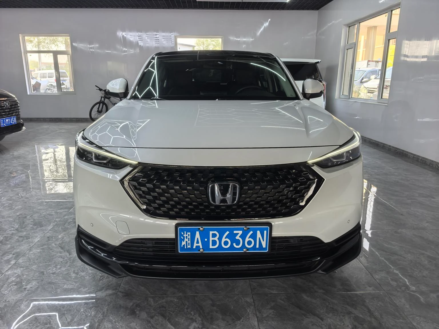 Honda XR-V 1.5L CVT Hot Trend Edition - exterior
