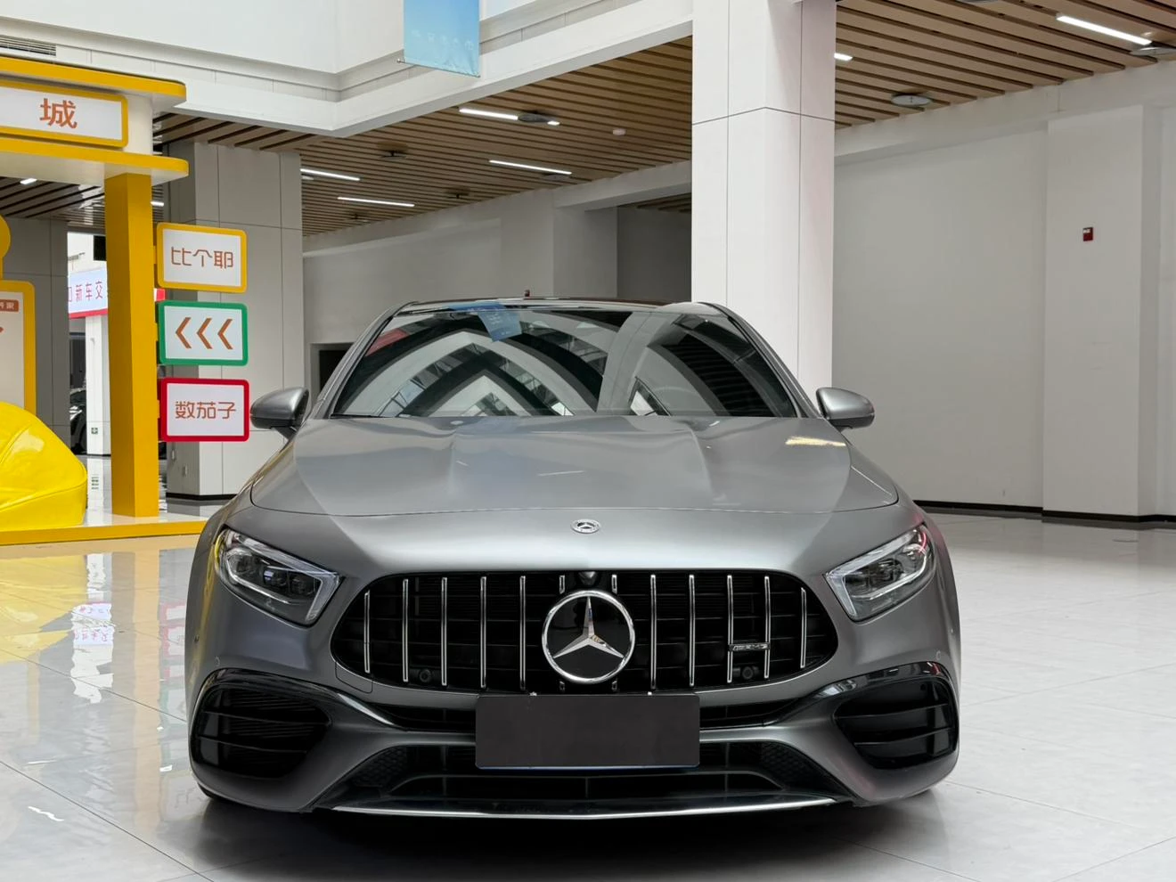Mercedes-Benz AMG-class A 45 4MATIC+ - exterior