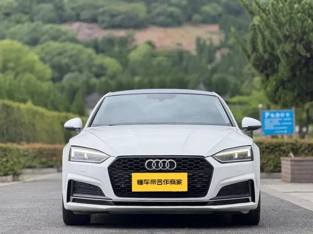 Audi A5 Sportback 45TFSI  - exterior