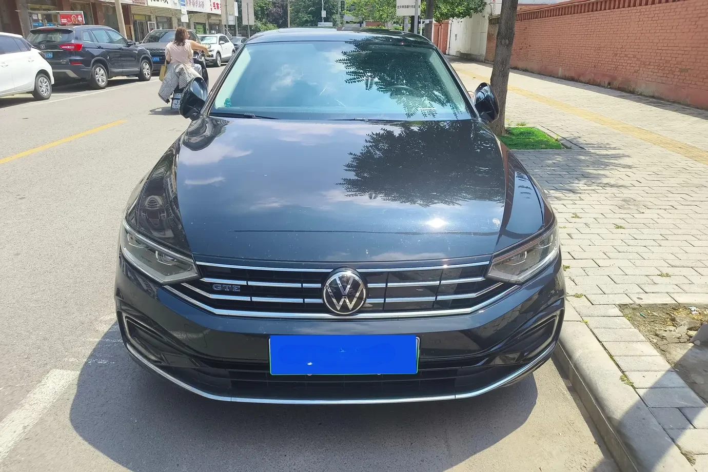 Volkswagen Magotan PHEV Luxury Edition - exterior