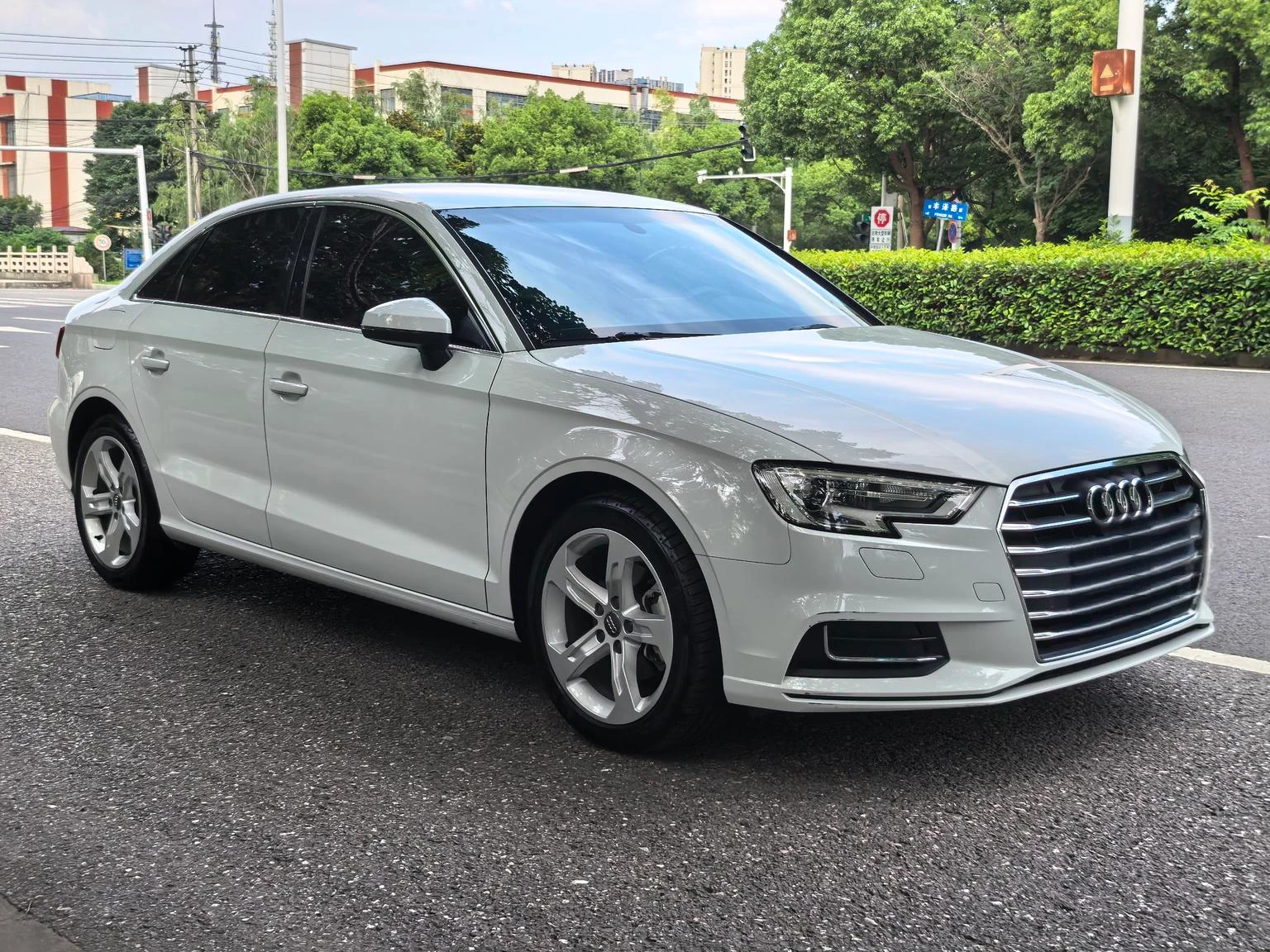 Audi A3 35 TFSI Limousine  - exterior