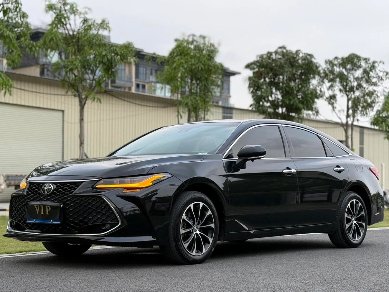 Toyota Avalon 2.5L Automatic Luxury Edition
