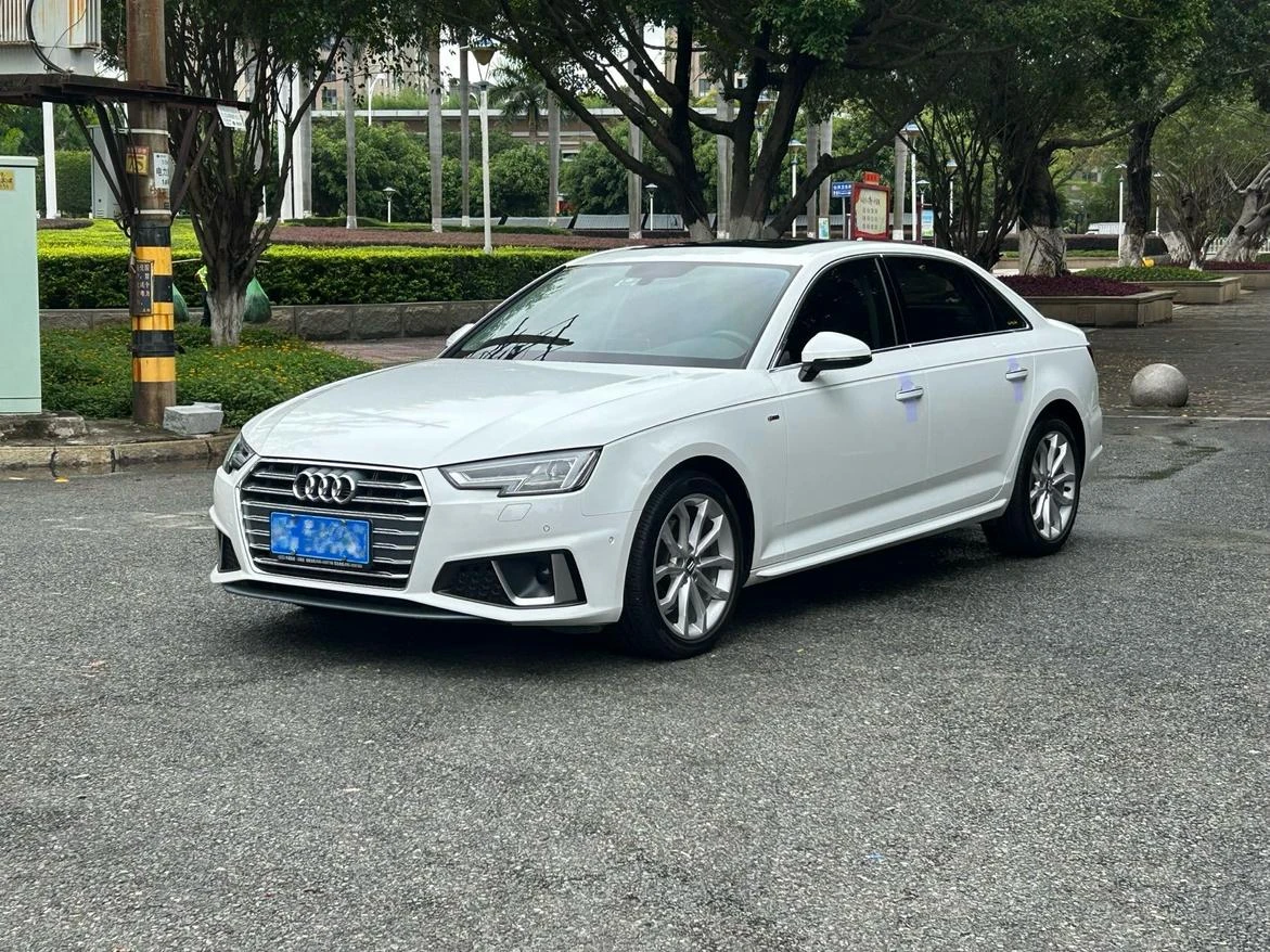 Audi A4L 40 TFSI 30th Anniversary Edition  - exterior