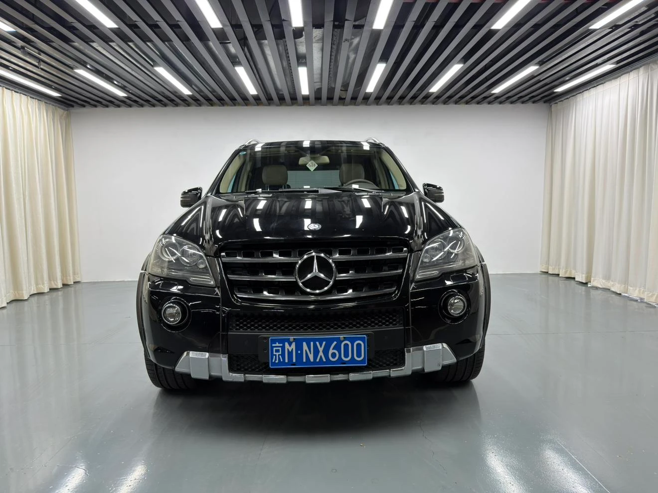 Mercedes-Benz M-Class AMG AMG ML 63 - exterior