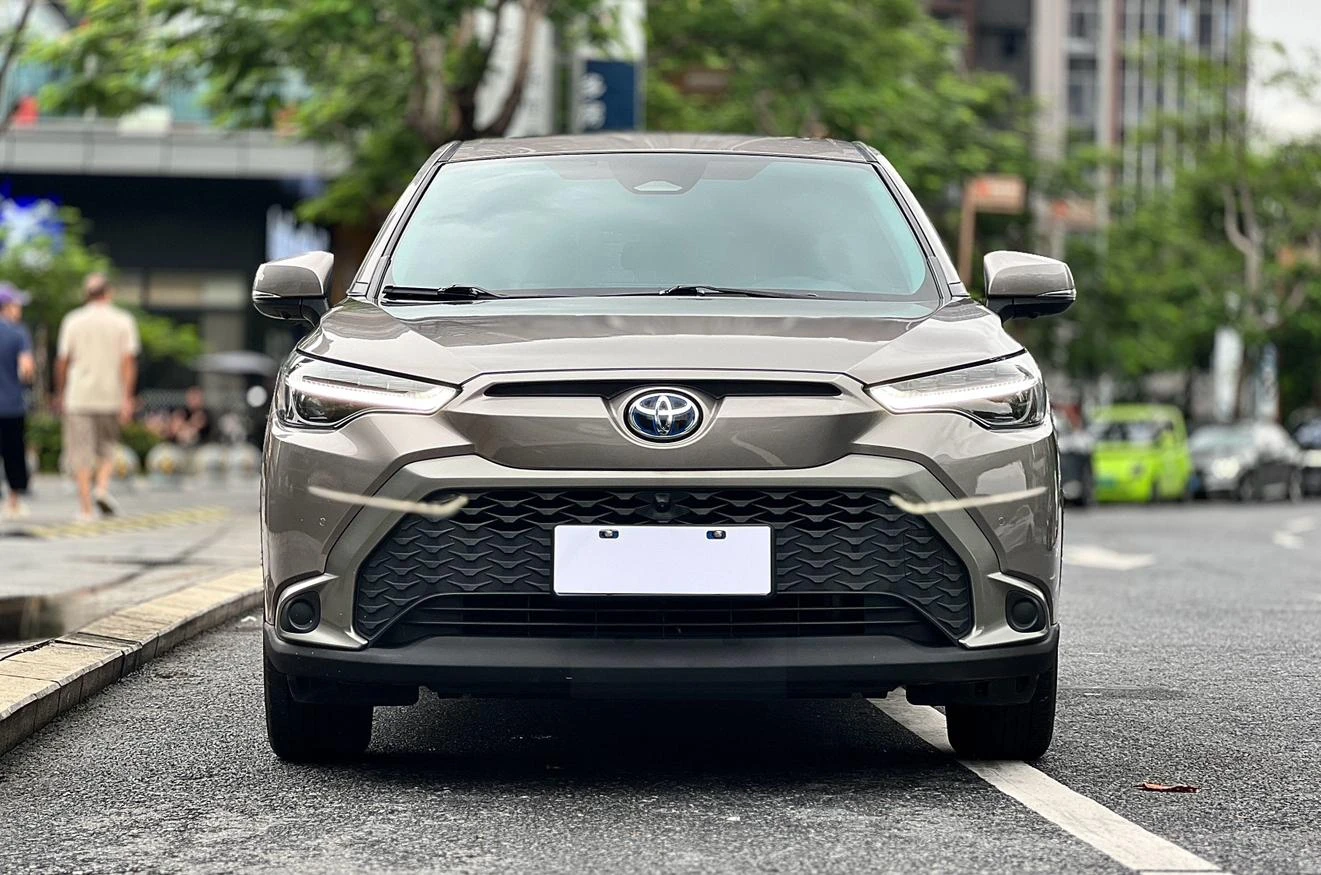 Toyota Frontlander 2.0L Intelligent Electric Hybrid Luxury Edition - exterior