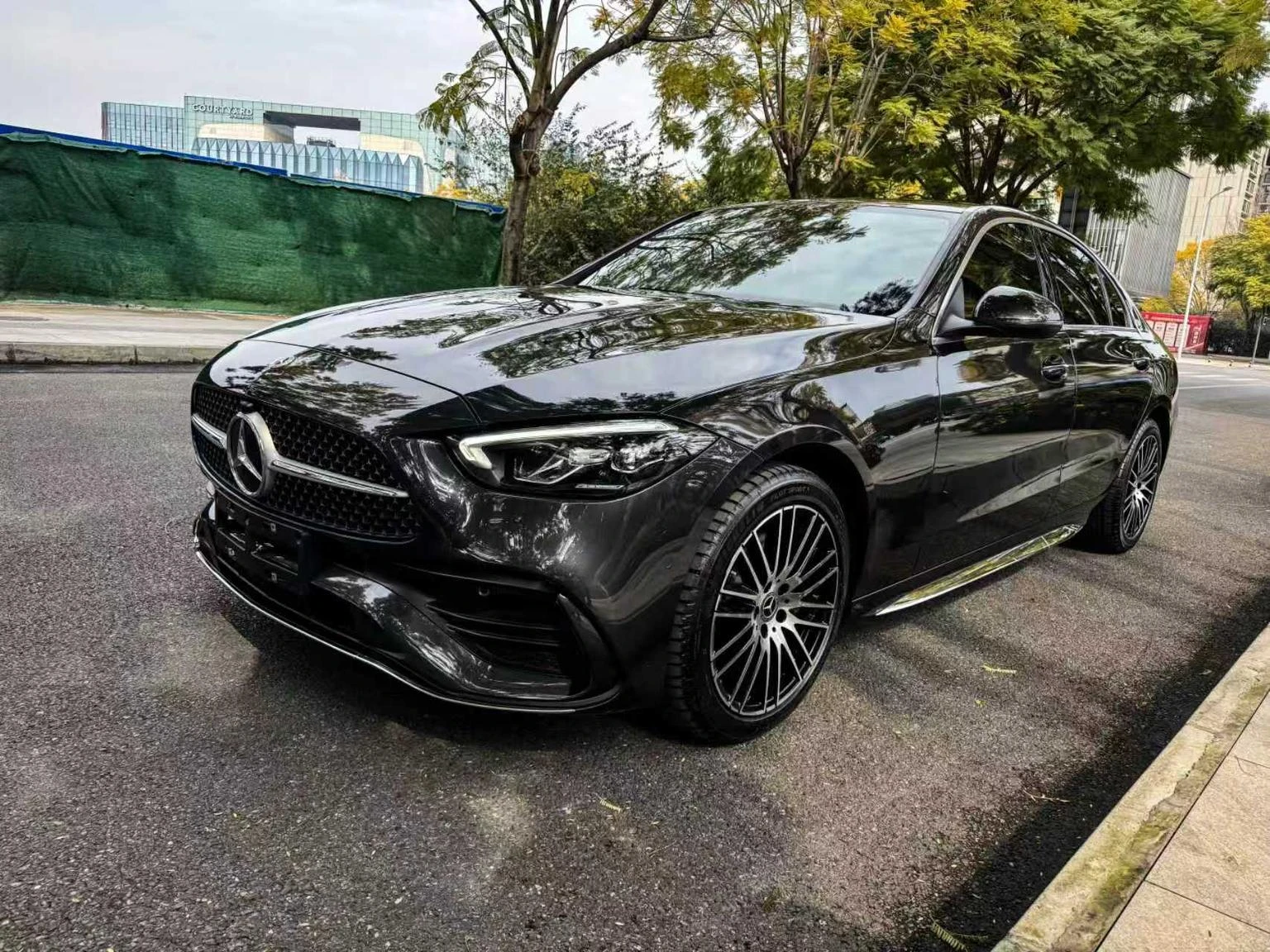 Mercedes-Benz C-Class  260 L Sport Edition