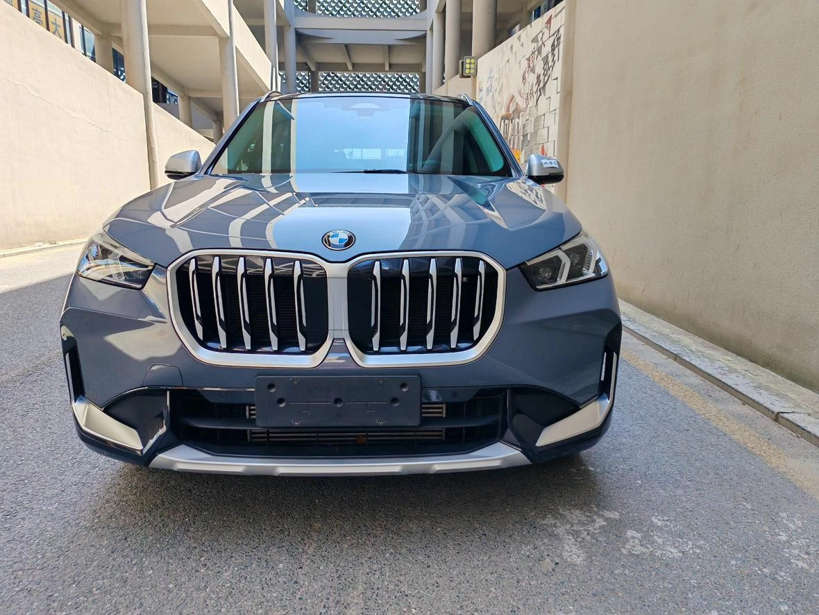 BMW X1 sDrive20Li X Design Package - exterior