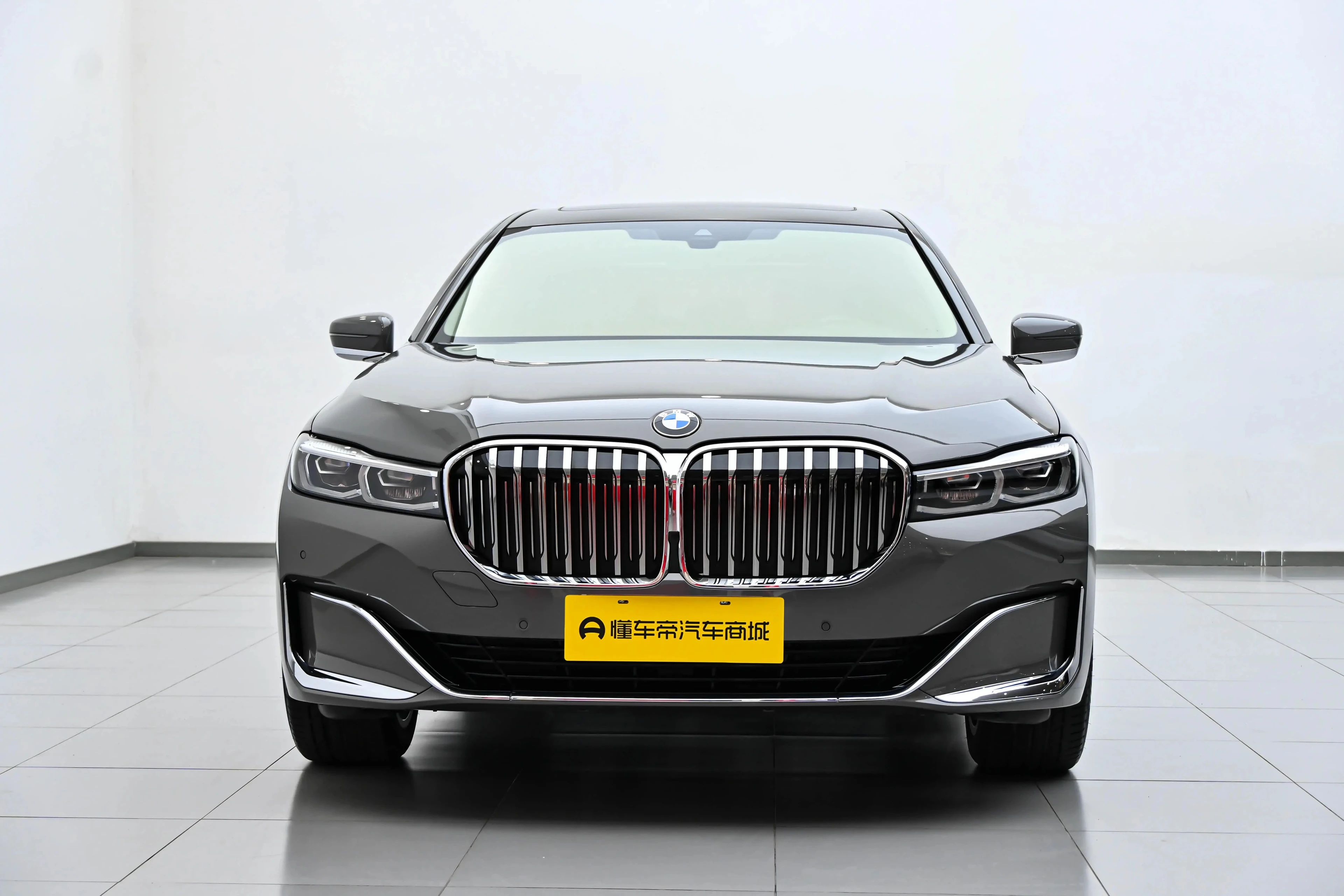 BMW 7 Series 730Li Luxury Package - exterior